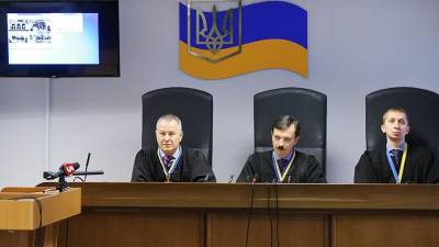 Виктор Янукович - Виталий Сердюк - Киевский суд оставил в силе приговор Януковичу по делу о госизмене - iz.ru - Украина - Киев - Крым