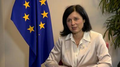 Вера Йоурова: "В ЕС мы наблюдаем политизацию судебной системы" - ru.euronews.com - Турция - Германия - Франция - Венгрия - Польша - Будапешт - Варшава - Брюссель
