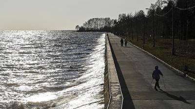 Стали известны подробности падения трёх человек на дамбе Новосибирской ГЭС - russian.rt.com - Россия - Новосибирск