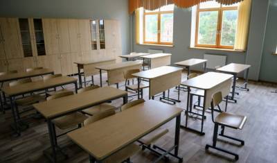Алексей Райдер - Тюменские власти заявили, что полностью закрытых школ из-за ОРВИ или COVID-19 нет - nashgorod.ru - Тюменская обл.