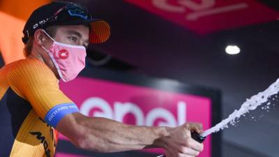 Ильнур Закарин - Тратник выиграл 16-й этап «Джиро д'Италия» - russian.rt.com - Италия - Австралия - Бахрейн