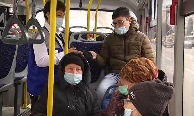 Александр Высокинский - Мэр Екатеринбурга предложил «выталкивать» пассажиров без масок из общественного транспорта - og.ru - Екатеринбург