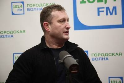 Новосибирский депутат: людей оставили один на один с эпидемией без лекарств - tayga.info - Россия - Новосибирск - Новосибирская обл.