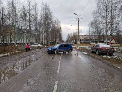 В Коми в течение часа произошли два ДТП с пострадавшими автомобилистами - komiinform.ru - респ. Коми - Сыктывкар - Сосногорск