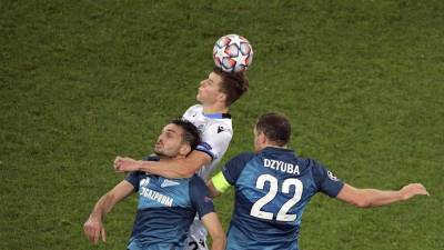 Артем Дзюба - Дзюба: поражение от «Брюгге» заставит «Зенит» играть активнее в следующих матчах - russian.rt.com - Санкт-Петербург - Бельгия
