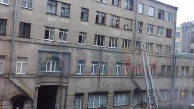 Появилось видео с места пожара на Невском проспекте - piter.tv - Санкт-Петербург - Петербург