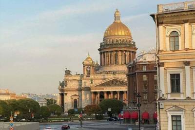 Михаил Леус - Петербург попрощается с бабьим летом 4 октября - spb.mk.ru - Санкт-Петербург