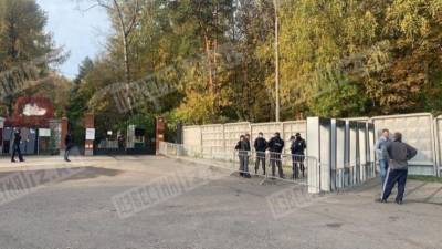 Максим Марцинкевич - Полиция усилила меры безопасности на кладбище, где похоронят «Тесака» - 5-tv.ru - Москва - Россия - Челябинск