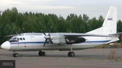 Самолет Ан-24 экстренно приземлился в Якутске из-за отказа двигателя - newinform.com - Москва - Якутск - Белгород - Среднеколымск