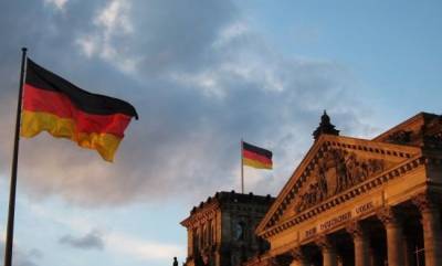 Ангела Меркель - Штайнмайер Франк-Вальтер - Deutsche Welle - На День германского единства в Потсдаме не позвали народ - eadaily.com - Германия