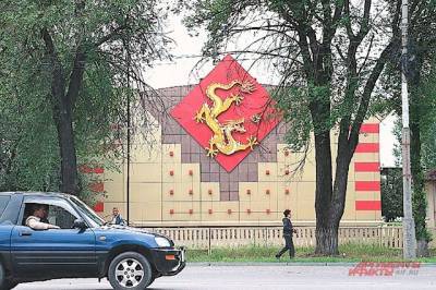 В Киргизии четыре партии прошли в парламент по итогам выборов - aif.ru - Киргизия