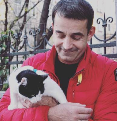 Дмитрий Певцов - Дмитрий Певцов использует для передвижения по Москве «бешеную табуретку» - actualnews.org - Москва