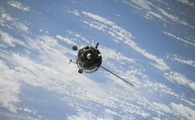 Илон Маск - Space X должна запустить 60 спутников Старлинк, способных обеспечить высокоскоростной интернет в любой точке планеты - echo.msk.ru