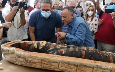 В Египте показали содержимое древних саркофагов - korrespondent.net - Египет