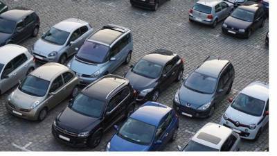 Андрей Левакин - Зону платной парковки в Петербурге расширят до 62 тысяч мест - piter.tv - Санкт-Петербург