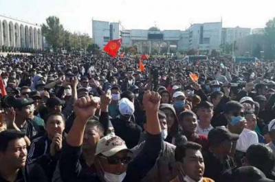 Протесты в Киргизии: Количество пострадавших возросло до 590 человек, есть погибший - vkcyprus.com - Киргизия - Бишкек