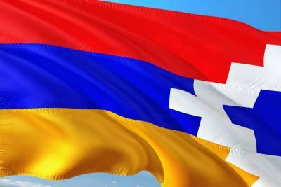 Арсен Торосян - В Армении заявили о гибели 19 мирных жителей в Карабахе - mk.ru - Армения - Азербайджан - Степанакерт