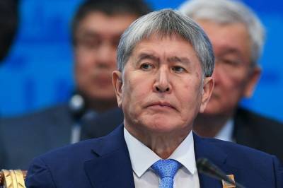 Алмазбек Атамбаев - Экс-президента Киргизии выпустили из СИЗО по требованию протестующих, - СМИ - vkcyprus.com - Киргизия - Парламент