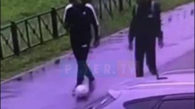 Петербургские подростки обстреляли детей из пневмата и ограбили - piter.tv - Санкт-Петербург