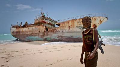 Захваченные пиратами в Гвинейском заливе трое россиян освобождены - gazeta.ru - Россия - Нигерия - Абуджа - Экваториальная Гвинея