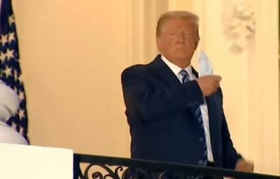Дональд Трамп - Заразившийся коронавирусом Трамп появился в общесте без маски - argumenti.ru - США - Вашингтон