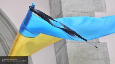 Андрей Ермолаев - Денис Шмыгаль - Политолог заявил о господствующем на Украине "суицидальном синдроме" - politros.com - Украина