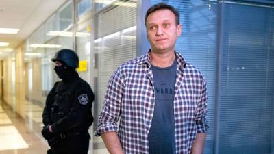 Алексей Навальный - Кристофер Бургер - Берлин настаивает на отравлении Навального "Новичком" и грозит санкциями - vesti.ru - Россия - Германия - Берлин