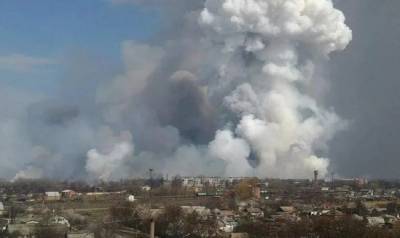 В России гремят взрывы боеприпасов, кадры катастрофы: началась эвакуация населения - politeka.net - Россия - Рязанская обл. - Ряжск