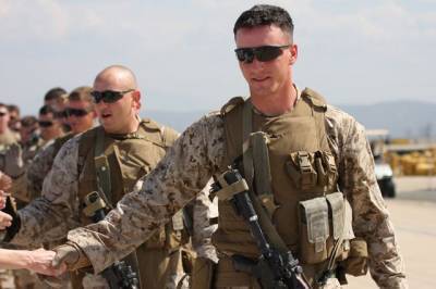 Залмай Халилзад - Роберт Обрайен - США хотят сократить контингент в Афганистане до 2,5 тыс. человек - aif.ru - США - Англия - Афганистан