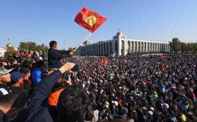 Власти Киргизии утверждают, что ситуация в столице республики стабилизировалась - echo.msk.ru - Киргизия - Бишкек - Ош