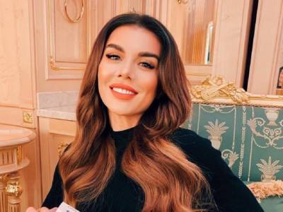 Анна Седокова - «Формы на миллиард долларов»: Анна Седокова показала стильные джинсовые шорты - golos.ua - Украина