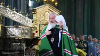 патриарх Кирилл - Патриарх Кирилл изолирован после контакта с больным COVID-19 - polit.info - Русь