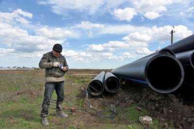 Михаил Развожаев - Михаил Мишустин - Кабмин направит около 6 млрд руб. на строительство и ремонт объектов водоснабжения Крыма - interfax-russia.ru - Россия - Крым - Севастополь