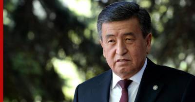 Сооронбай Жээнбеков - Омурбек Суваналиев - Президент Киргизии обсудил импичмент - profile.ru - Киргизия - Бишкек