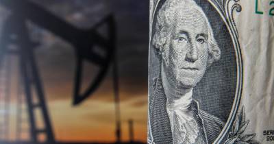 Цена нефти Brent поднялась выше $43 за баррель впервые с 28 сентября - ren.tv - Лондон