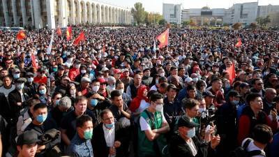 Игра престолов. Как противостояние севера и юга повергло Киргизию в хаос - polit.info - Киргизия