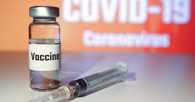 Уильям Эванин - В России и Китае увидели угрозу для американской вакцины от COVID - ren.tv - Россия - Китай - США - Вашингтон - Иран