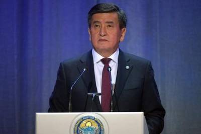 Сооронбай Жээнбеков - Президент Киргизии заявил от готовности уйти со своего поста - argumenti.ru - Киргизия - Парламент