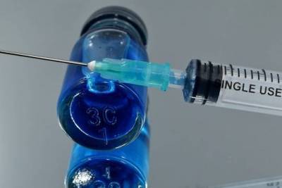 Уильям Эванин - США обвинили Россию в попытках помешать получить вакцину от COVID-19 - versia.ru - Россия - Китай - США - Иран