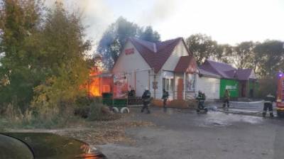 На Шуисте загорелось неэксплуатируемое здание бара - penzainform.ru - Россия