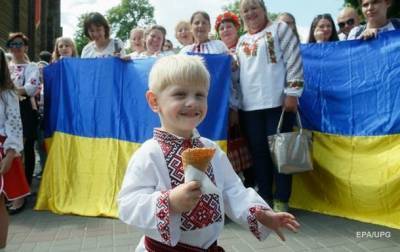 Олег Немчинов - В Украине утвердили стратегию национально-патриотического воспитания - korrespondent.net - Украина