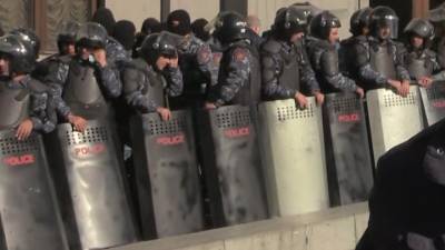 Никол Пашинян - Протестующая Армения ищет пропавшего Пашиняна - vesti.ru - Россия - Армения - Ереван