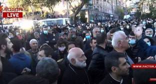 Никола Пашинян - Митинг за отставку Пашиняна перерос в масштабное шествие - kavkaz-uzel.eu - Россия - Армения - Азербайджан - Ереван