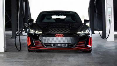 В интернете появились снимки Audi RS е-Tron GT - usedcars.ru