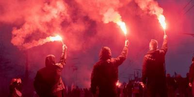 Варшава в огне. Как прошел многотысячный Марш независимости в Польше — фоторепортаж - nv.ua - Польша - Варшава