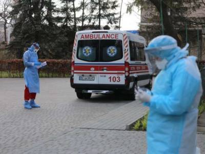 Больницам Днепропетровщины не хватает персонала для лечения COVID-19 - lenta.ua - Днепропетровск - Днепр