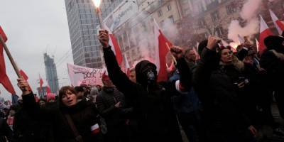 Столкновения националистов с полицией в Варшаве: более 300 человек задержаны, 35 пострадали - nv.ua - Польша - Варшава