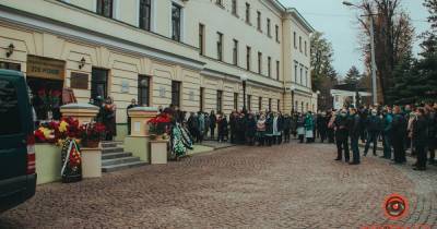 Сергей Рыженко - В Днепре попрощались с одним из лучших детских реаниматологов - tsn.ua