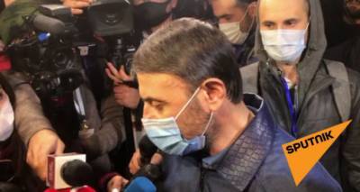 "Меня тревожит будущее моих детей": экс-глава полиции Валерий Осипян на митинге в Ереване - ru.armeniasputnik.am - Армения - Ереван