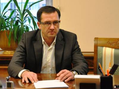 "Все на выход". Уманский подал заявление об увольнении с должности советника Ермака в Офисе президента - gordonua.com - Украина